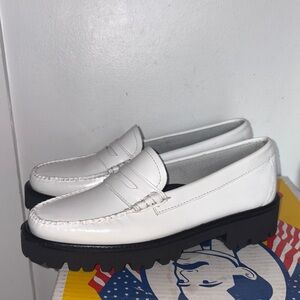 Women G.H. BASS Loafers size 8M